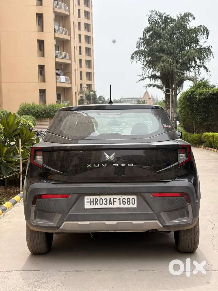 Mahindra Xuv 3xo 2025