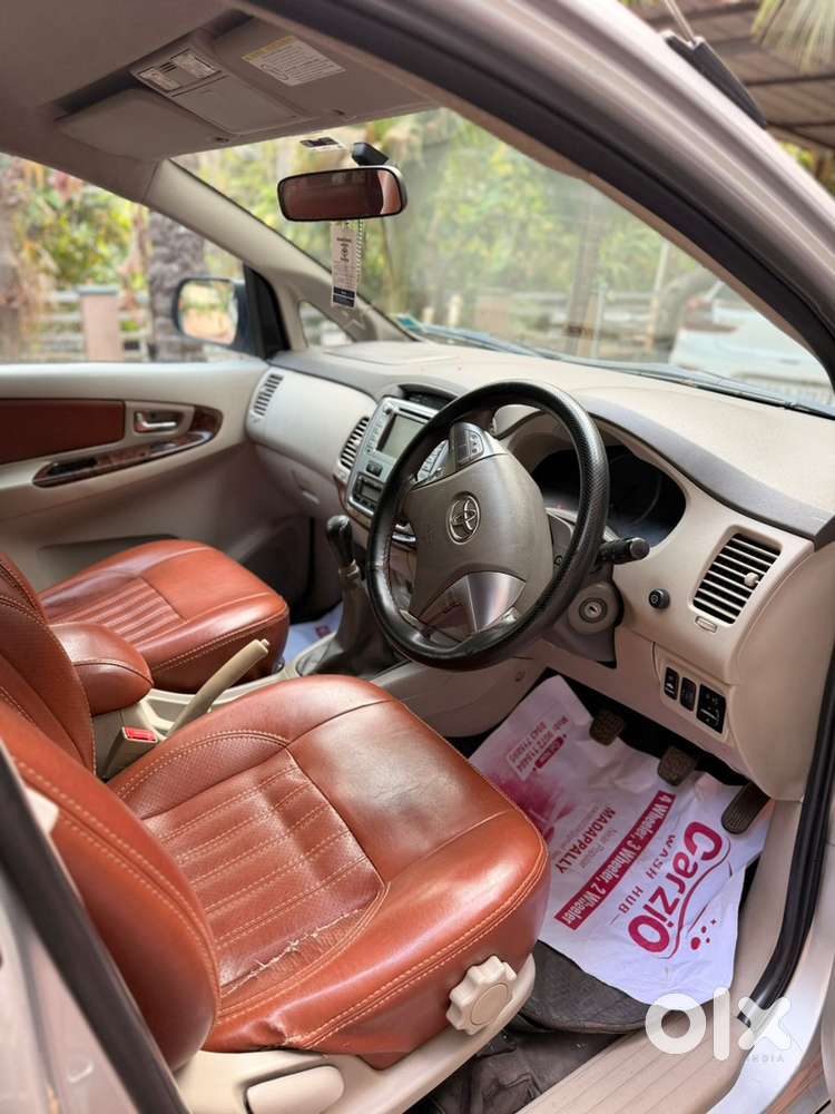 Toyota Innova 2014 Diesel Well Maintained