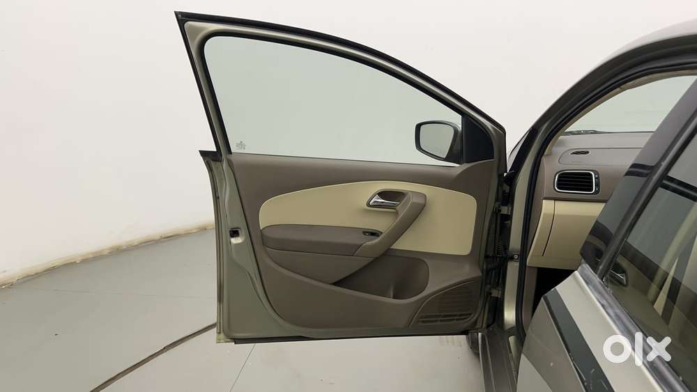 Skoda Rapid Ambition 1.6 Tdi Cr Manual Plus, 2014, Diesel