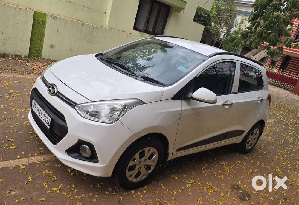 Hyundai Grand I10 2013-2016 Sportz, 2013, Petrol