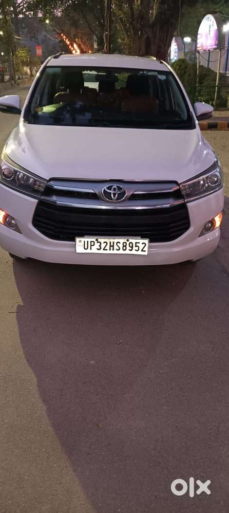 Toyota Innova Crysta 2.4 V, 2017, Diesel