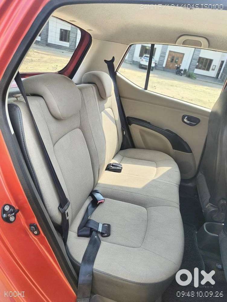 Hyundai I10 Sportz At, 2011, Petrol