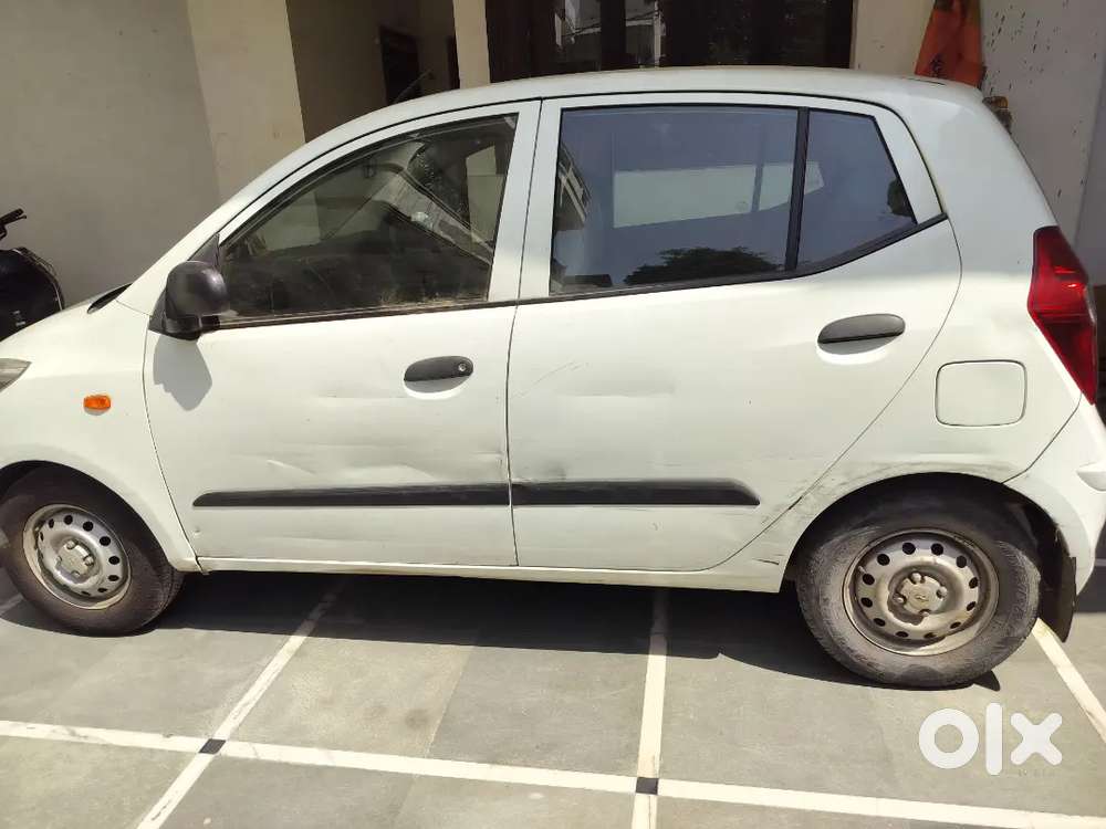 Hyundai I10 Era 2011  28,000 Km  1st Owner  Excellent Condition