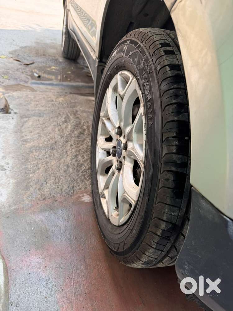 Ford Escort Sport E 2015