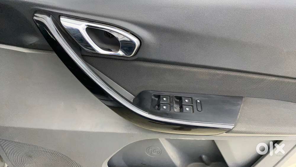 Tata Tigor Xz, 2018, Petrol