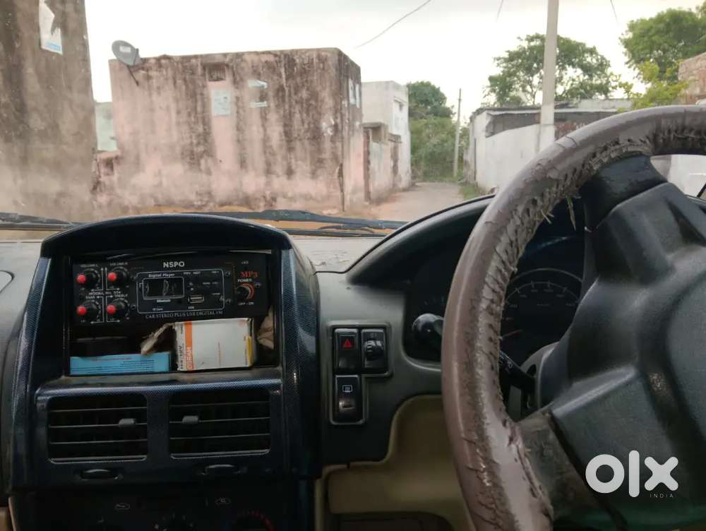 Chevrolet Tavera Neo 2017 Diesel 500000 Km Driven