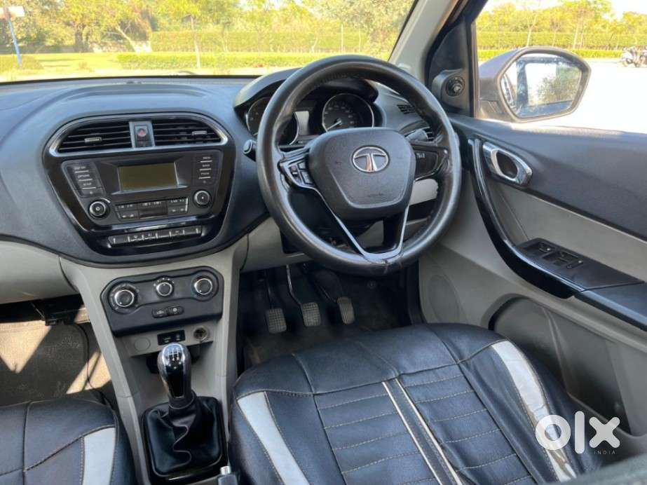 Tata Tiago, 2018, Petrol