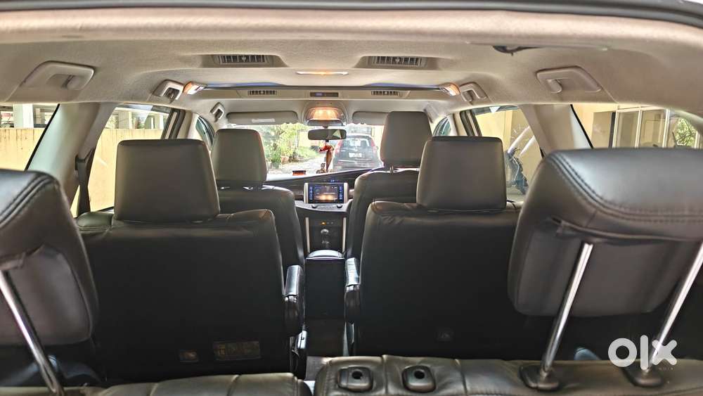 Toyota Innova Crysta 2.4 V 7 Str, 2019, Diesel
