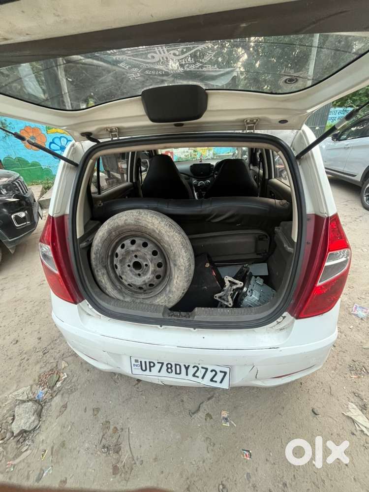 Hyundai I10 Sportz 2015 Km Driven