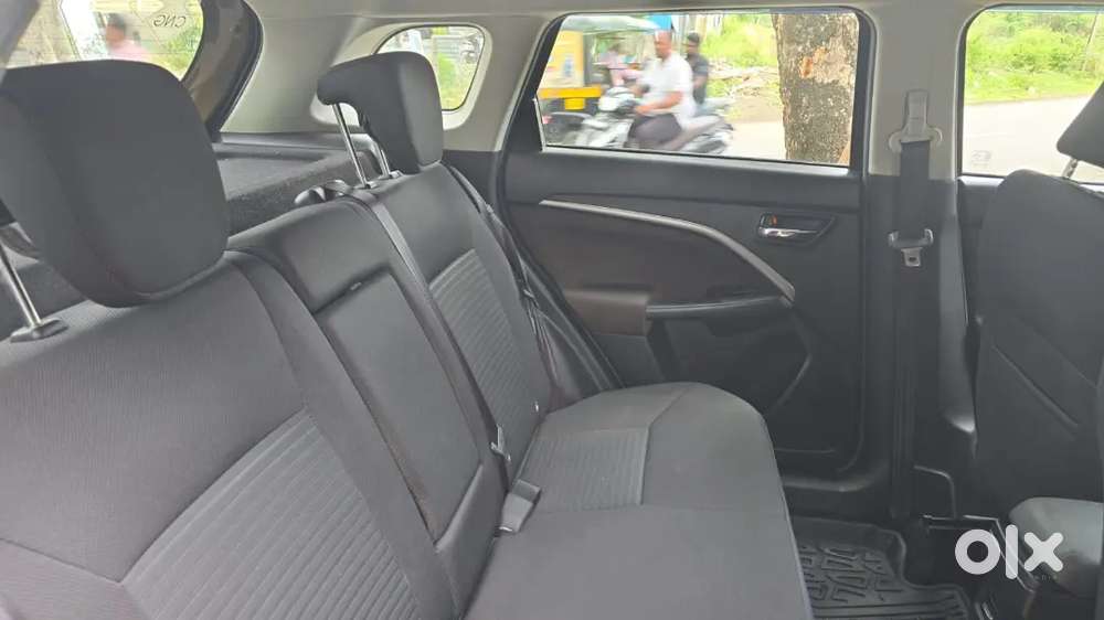 Maruti Suzuki Brezza 2025 Cng & Hybrids 5000 Km Driven