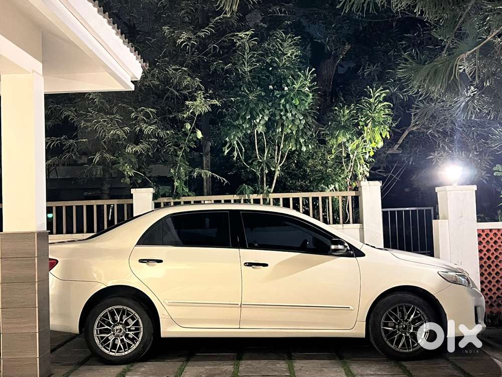 Toyota Corolla Altis 2010 Diesel