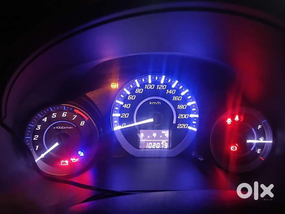 Honda City 2012 1.5 Vmt (alb Sliver)