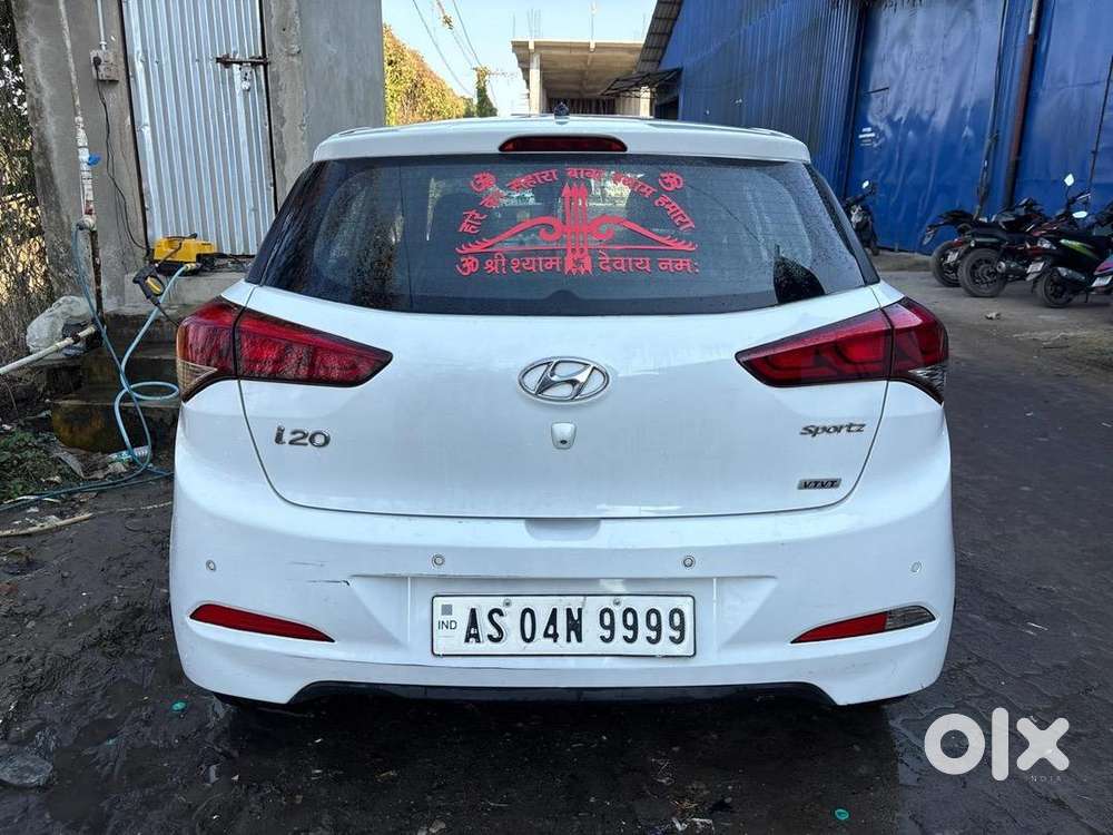 Hyundai Elite I20 2014 December Petrol 95000 Km Driven