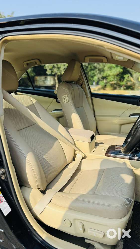 Toyota Camry Hybrid 2.5, 2016, Petrol