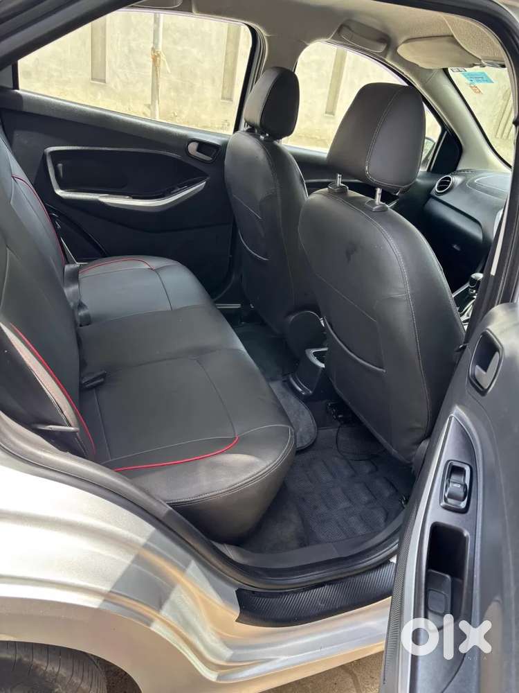 Ford Figo Titanium, 2016, Petrol