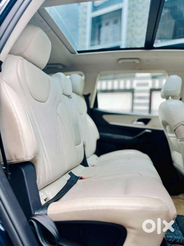 Mahindra Xuv700 2.2 Ax 7 Diesel Mt Str, 2024, Diesel