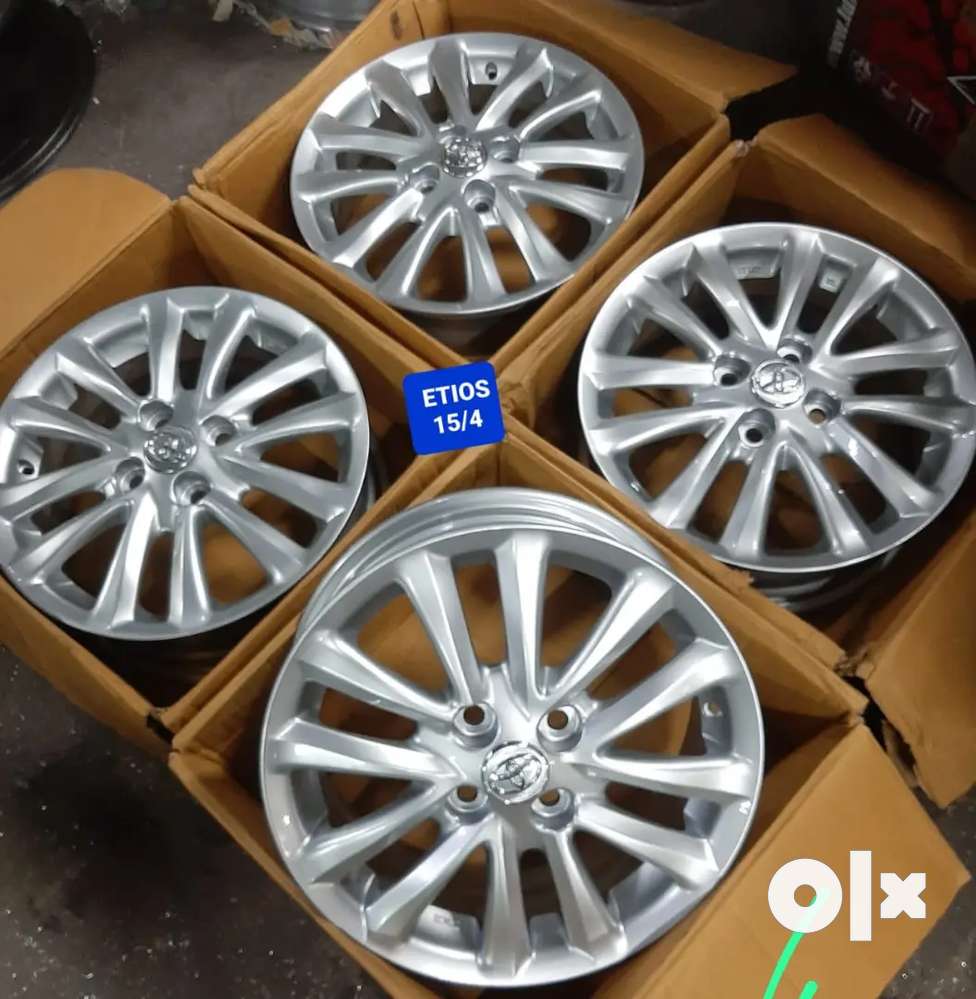 Etios alloy store wheel price