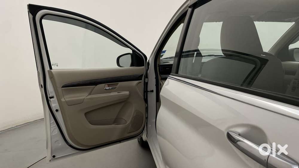 Maruti Suzuki Ertiga Zxi At, 2022, Petrol
