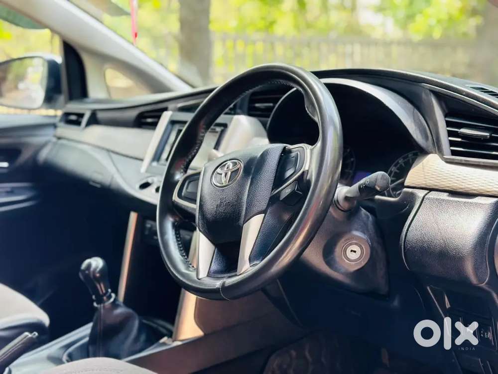 Toyota Innova Crysta 2018 Petrol 105000 Km Driven