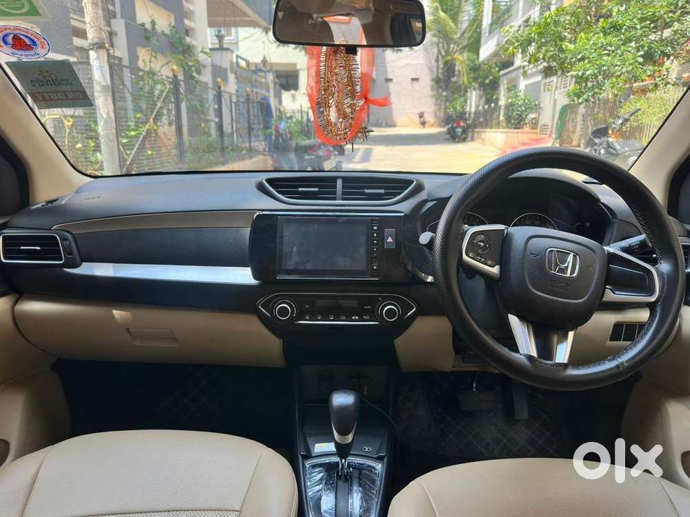 Honda Amaze 2023 Petrol 9500 Km Driven