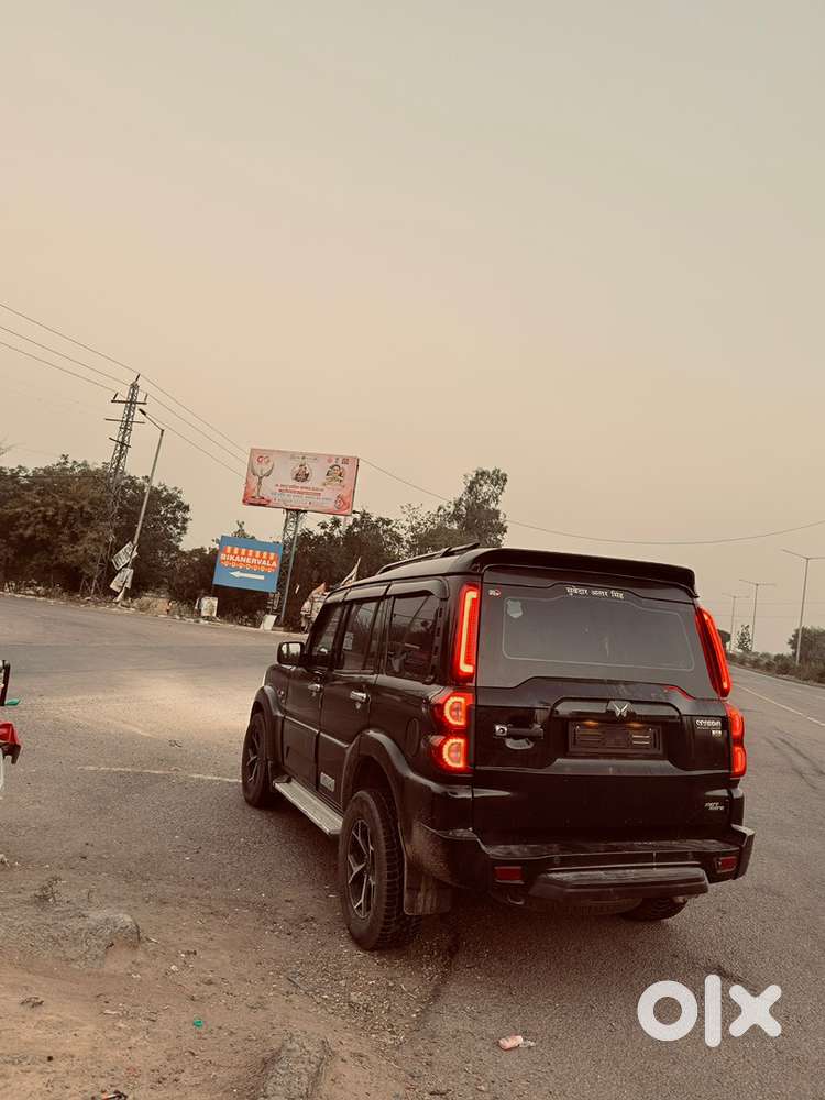 Mahindra Scorpio Classic 2021