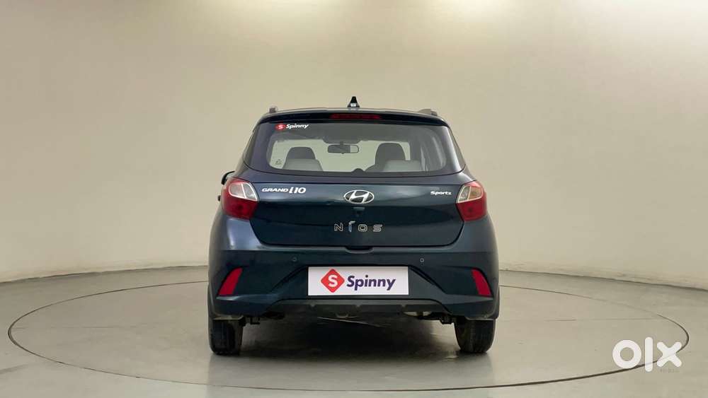 Hyundai Grand i10 Nios Sportz AMT 1.2 Kappa VTVT, 2022, Petrol