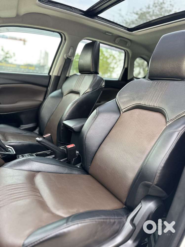 Toyota Urban Cruiser Hyryder 1.5 V Hybrid, 2024, Cng & Hybrids