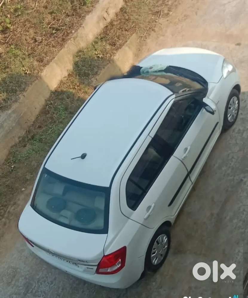 Maruti Suzuki Swift Dzire 2013 Model Good Condition Car