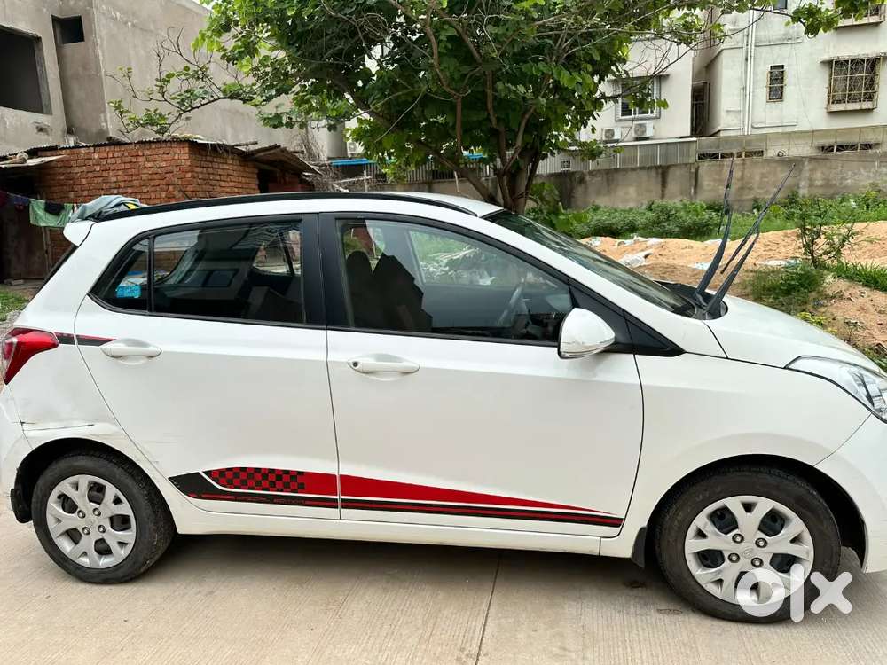 Hyundai Grand I10 2016 Petrol 50000 Km Driven