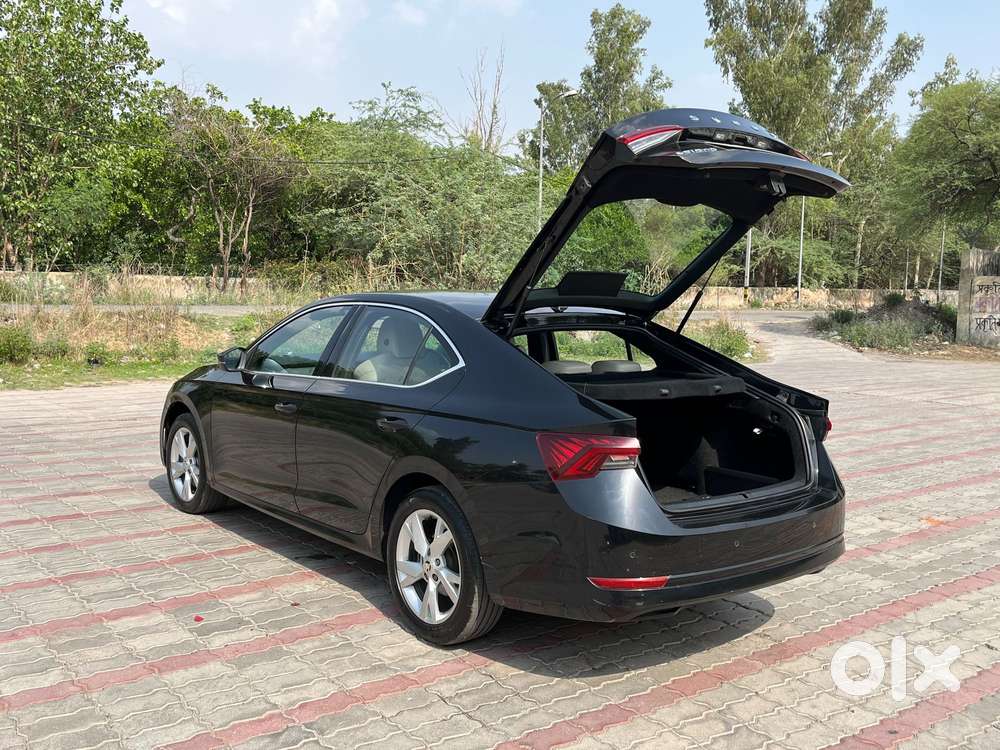 Skoda Octavia 2.0 Style Tsi At, 2021, Petrol