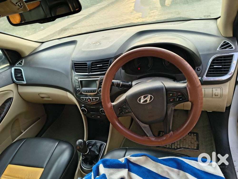 Hyundai Verna [2015-2017] Fluidic 4s 1.6 Crdi Sx (o), 2015, Diesel