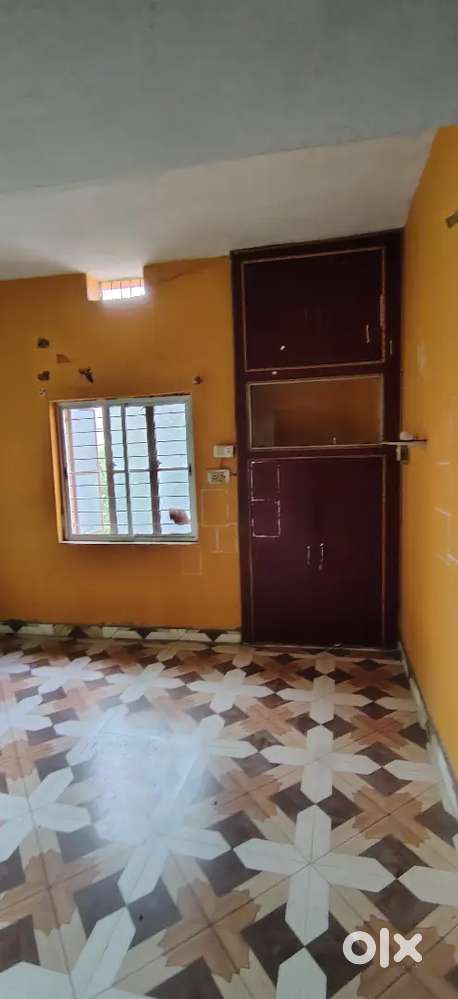 2 bed room 1 kitchen and 1 bathroom