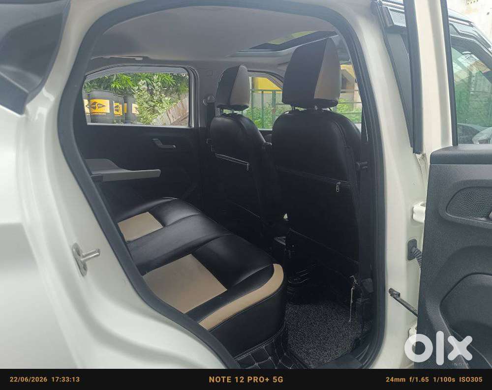 Tata Punch Creative Dual Tone Mt Sunroof, 2023, Petrol