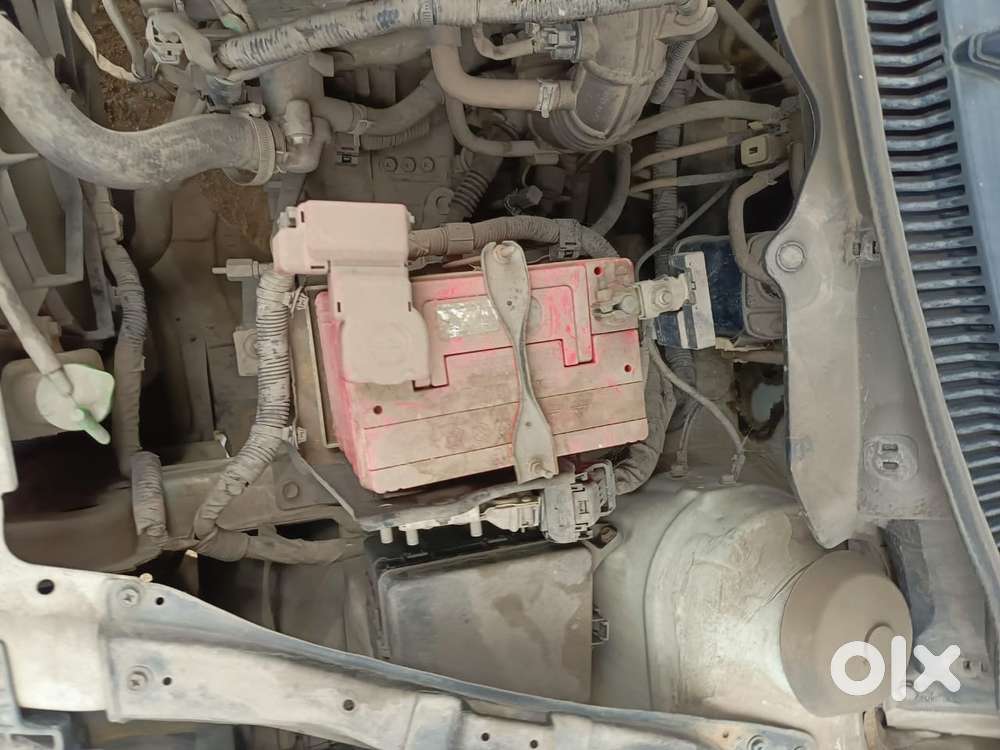 Maruti Suzuki Swift Vxi Abs Bsiv, 2017, Petrol