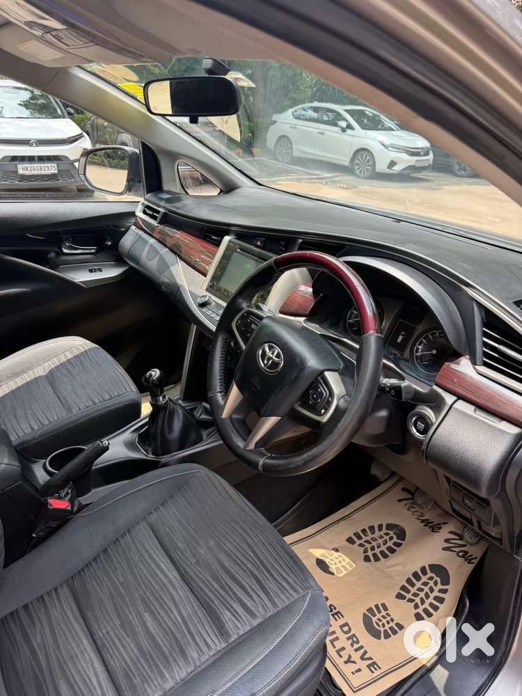 Toyota Innova Crysta 2.4 V 7 Str, 2017, Diesel