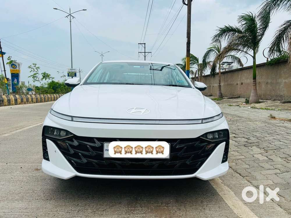 Hyundai Verna 1.5 Mpi Mt Sx (o), 2024, Petrol