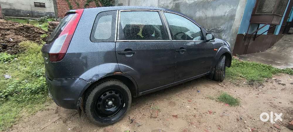 Ford Figo Diesel Zxi 2013