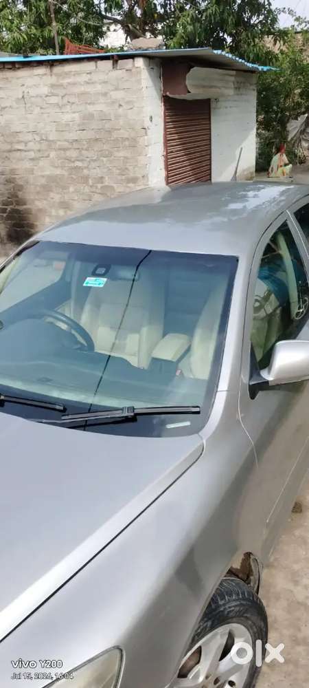 Skoda Laura Elegance 2014 Diesel