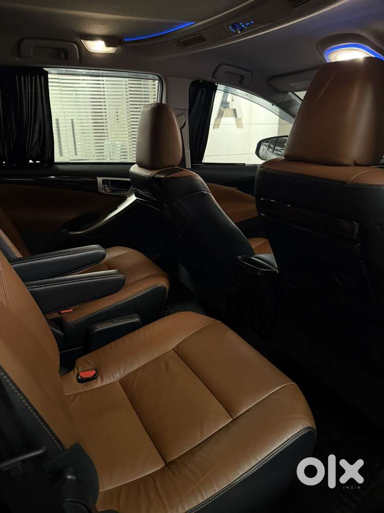 Toyota Innova Crysta 2.8 Zx At, 2017, Diesel