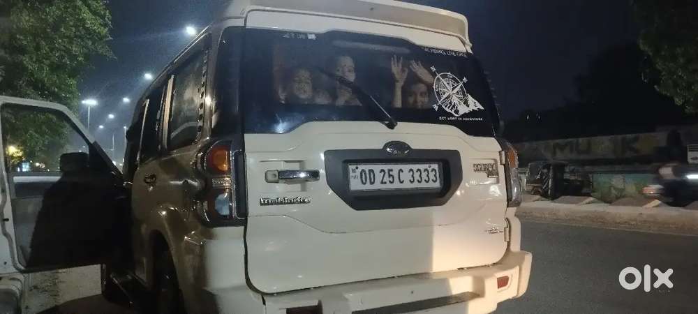 Mahindra Scorpio Getaway 2015 Diesel 89000 Km Driven