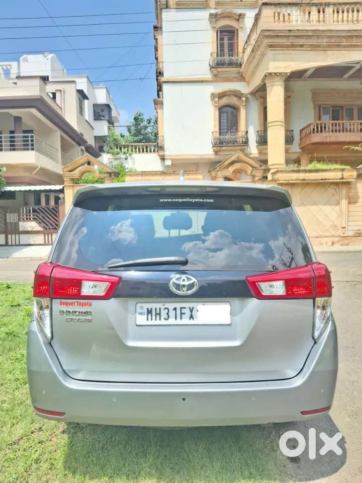 Toyota Innova Crysta [2020-ongoing] 2.4 Gx 8 Str, 2024, Diesel