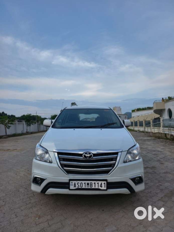 Toyota Innova 2.5 G (diesel) 8 Seater, 2012, Diesel