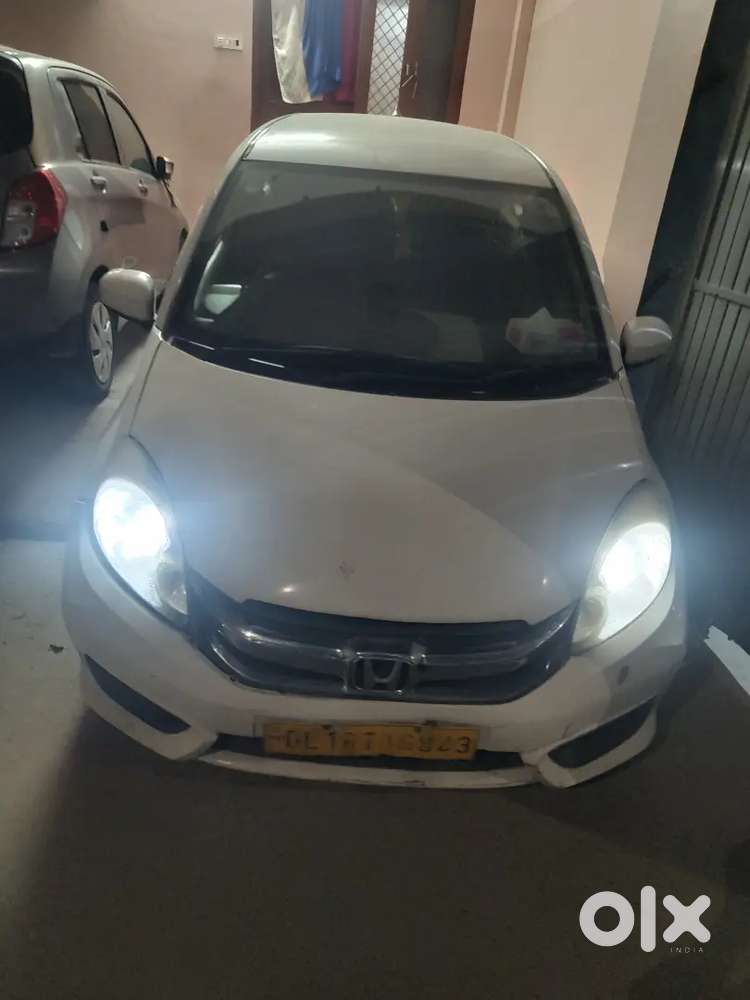 Honda Amaze April 2016