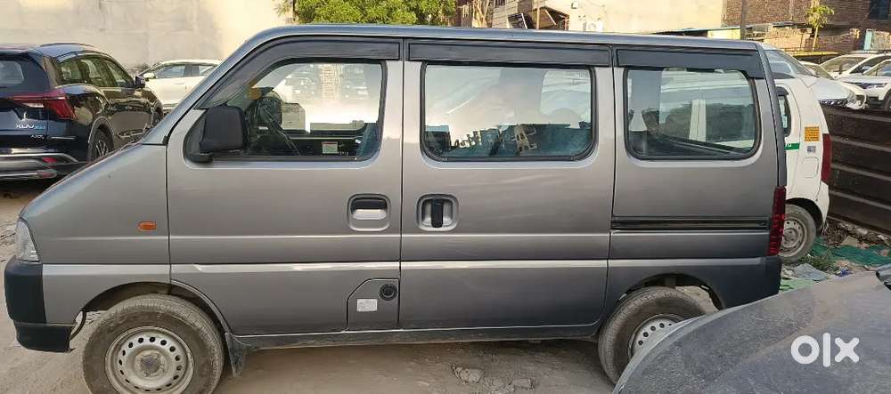 Maruti Suzuki Eeco 2025 Cng & Hybrids 20000 Km Driven