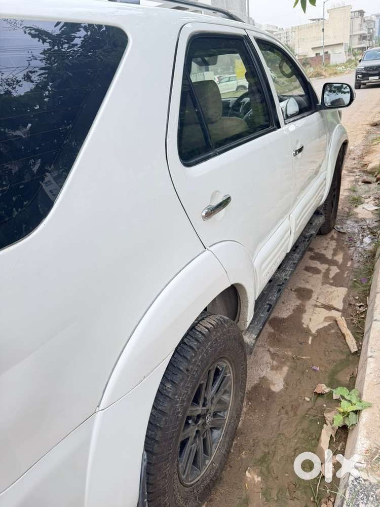 Toyota Fortuner Diesel 2014
