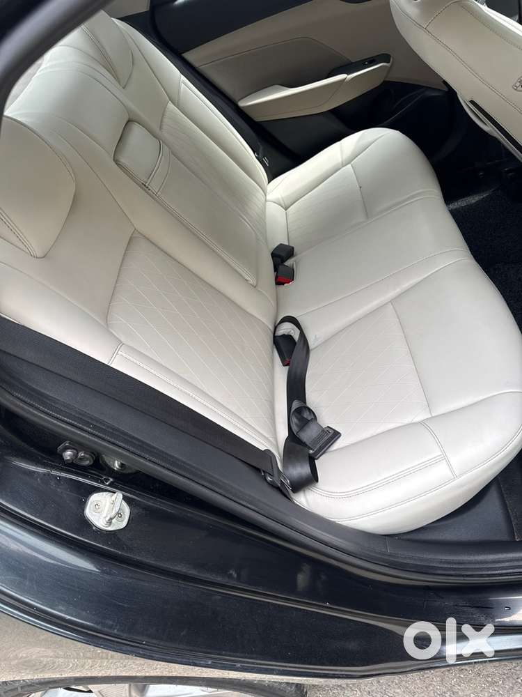 Hyundai Verna 2022 Diesel Well Maintained