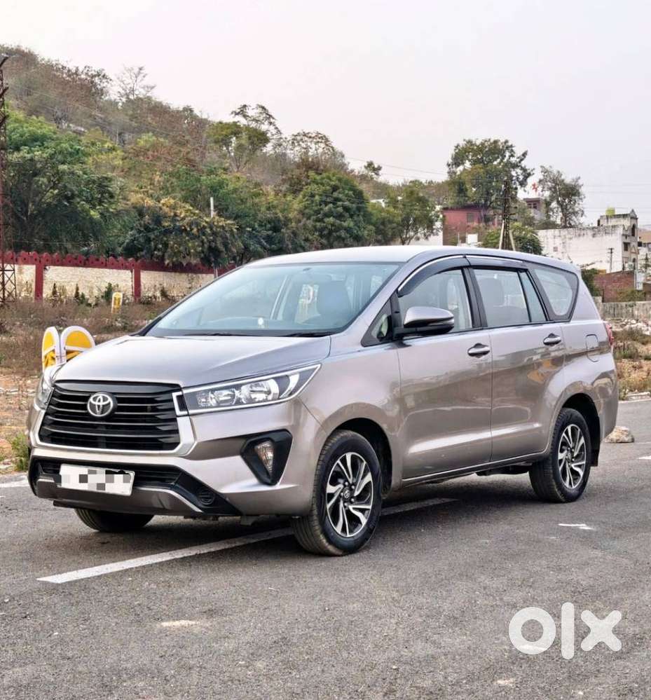 Toyota Innova Crysta [2020-ongoing] 2.4 Gx 7 Str, 2022, Diesel