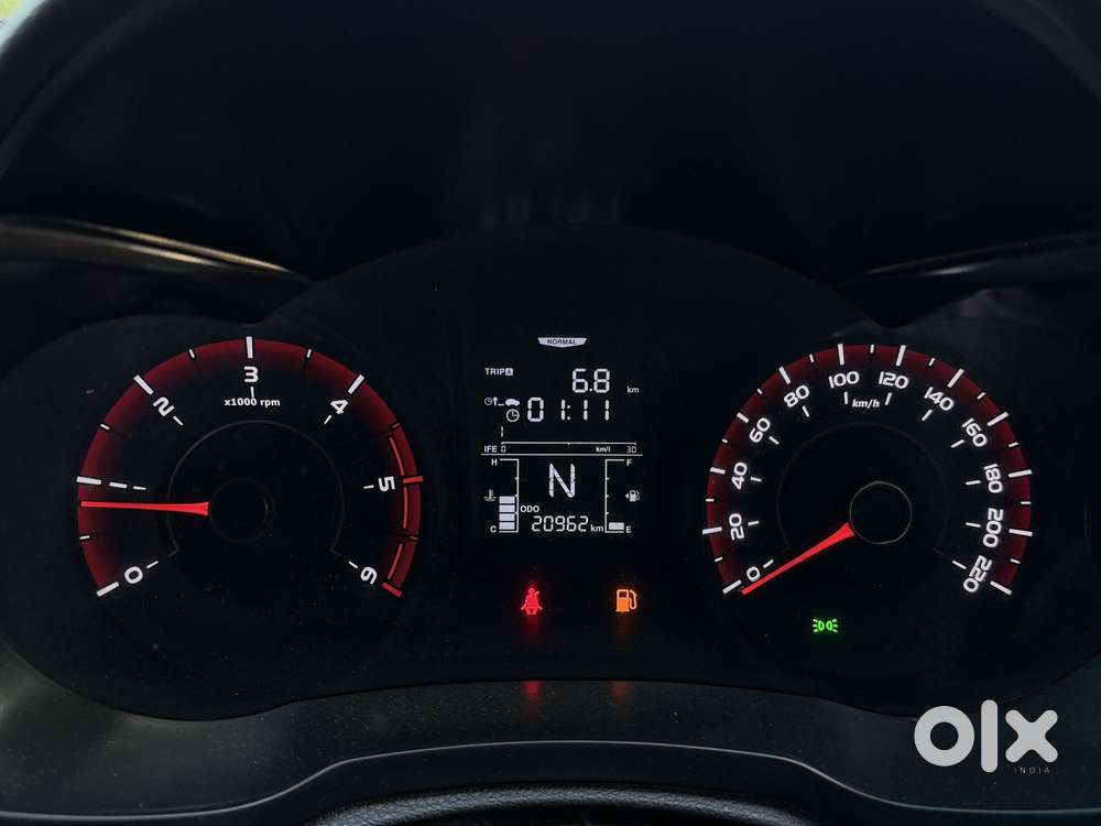 Mahindra Xuv300 W6 Diesel, 2023, Diesel
