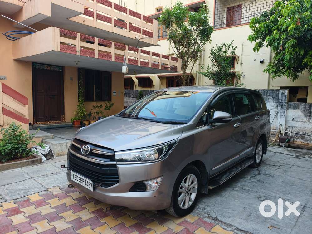 Toyota Innova Crysta 2.4 G Mt, 2017, Diesel