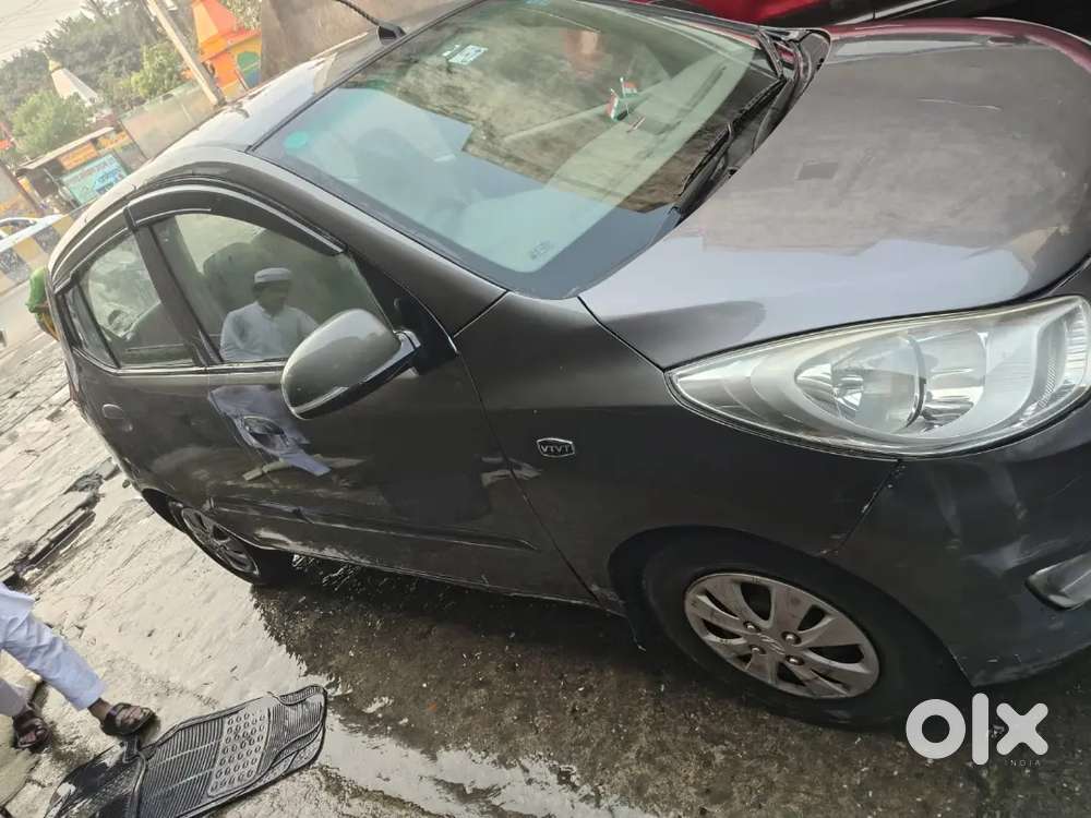 Hyundai I10 Sportz 2012